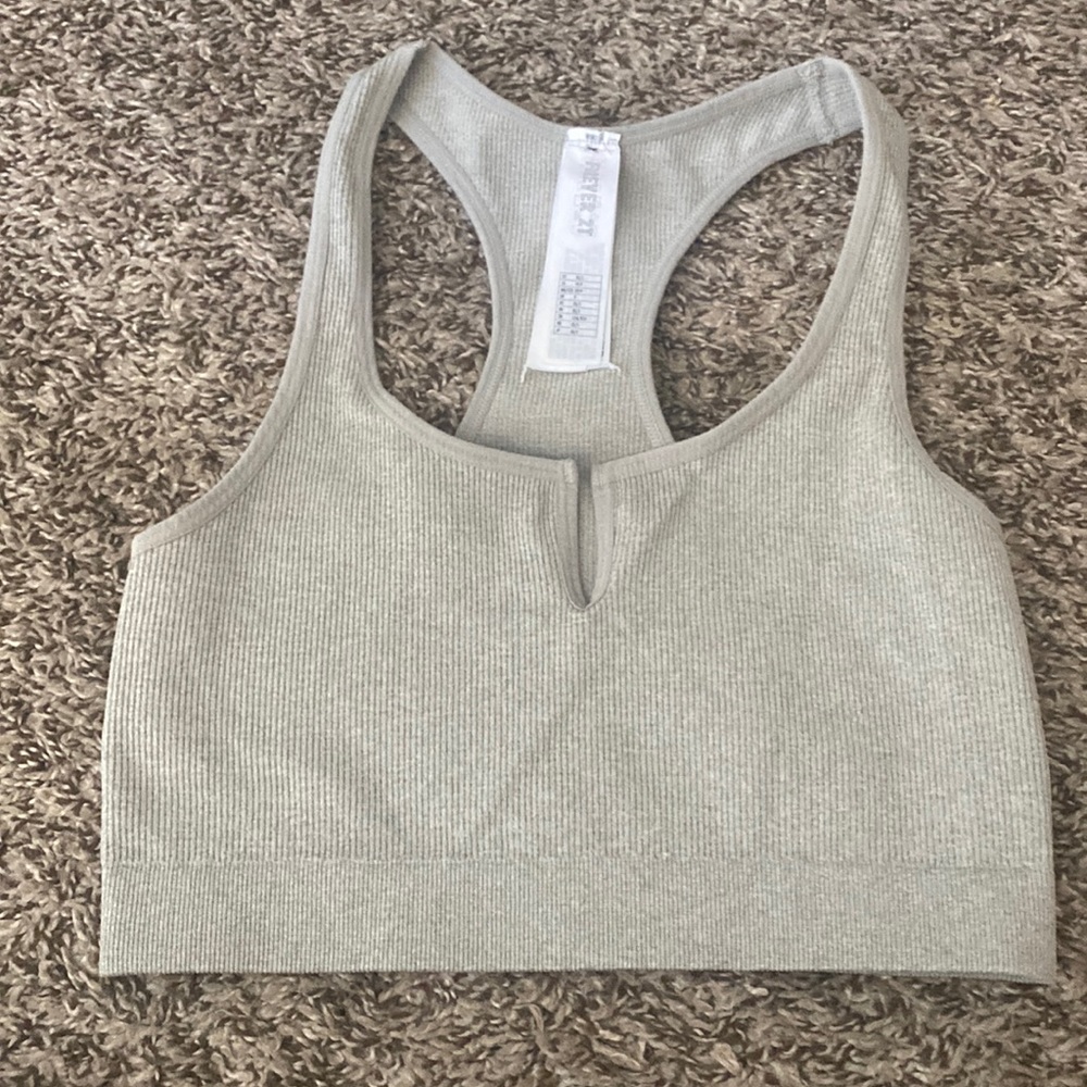 Grey cropped tank size XS